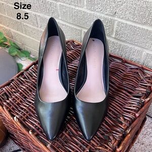 Killy And Katie Formal Heels Black. Size 8.5